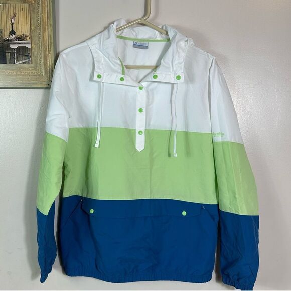 Columbia White, Green, and Blue Women's Jacket - Picture 2 of 11